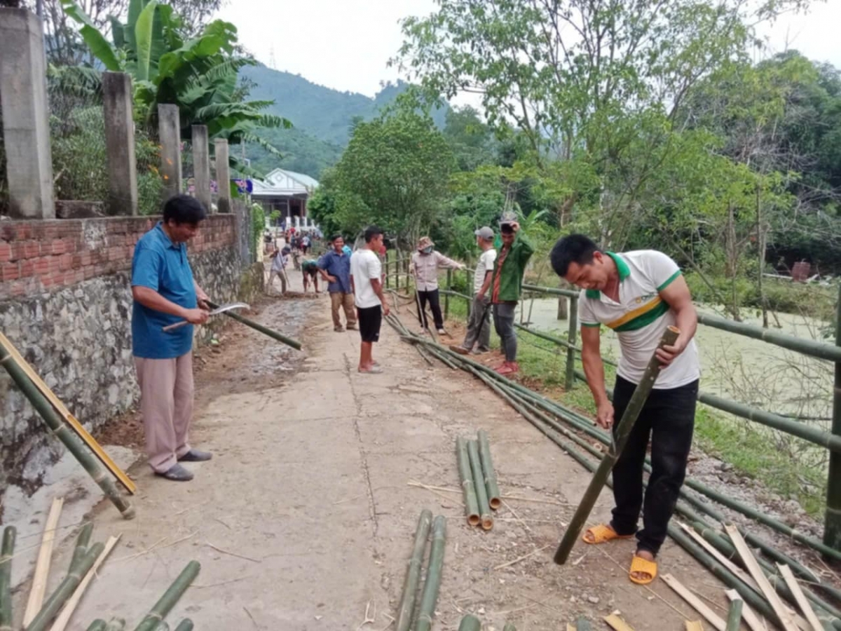 Lực lượng đảng viên ở các huyện miền núi tỉnh Quảng Nam luôn tiên phong, gương mẫu trong thực hiện các phong trào ở địa phương