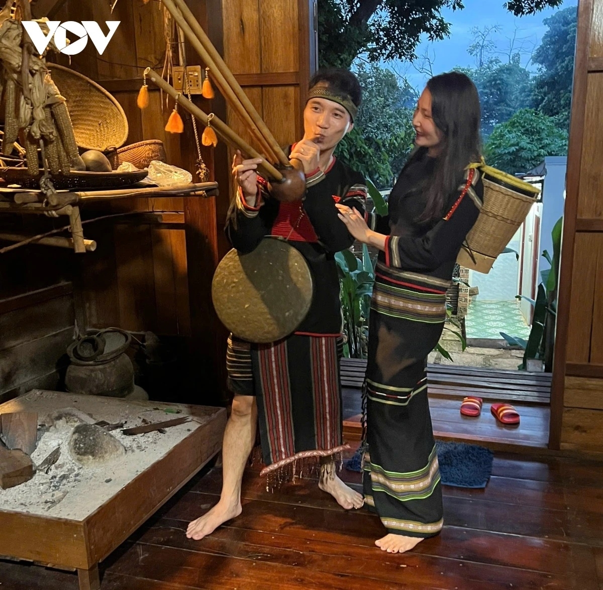 Mô hình du lịch cộng đồng gắn với bảo tồn văn hóa của đảng viên