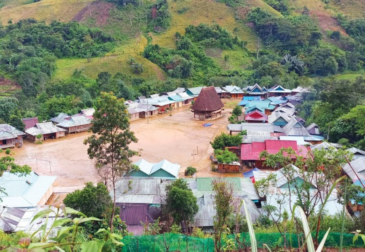 Làng Cơ Tu ở vùng cao Quảng Nam- Ảnh KT