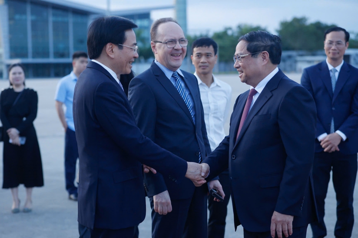 
Thủ tướng Phạm Minh Chính iung năm vang Hop akŏm Kơdră kơpal BRICS.