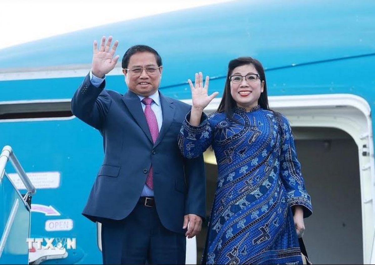 Pôa Phạm Minh Chính, Ngế pro xiâm hnê ngăn tơnêi têa lăm pôu pêi cheăng 3 kong têa Trung Đông