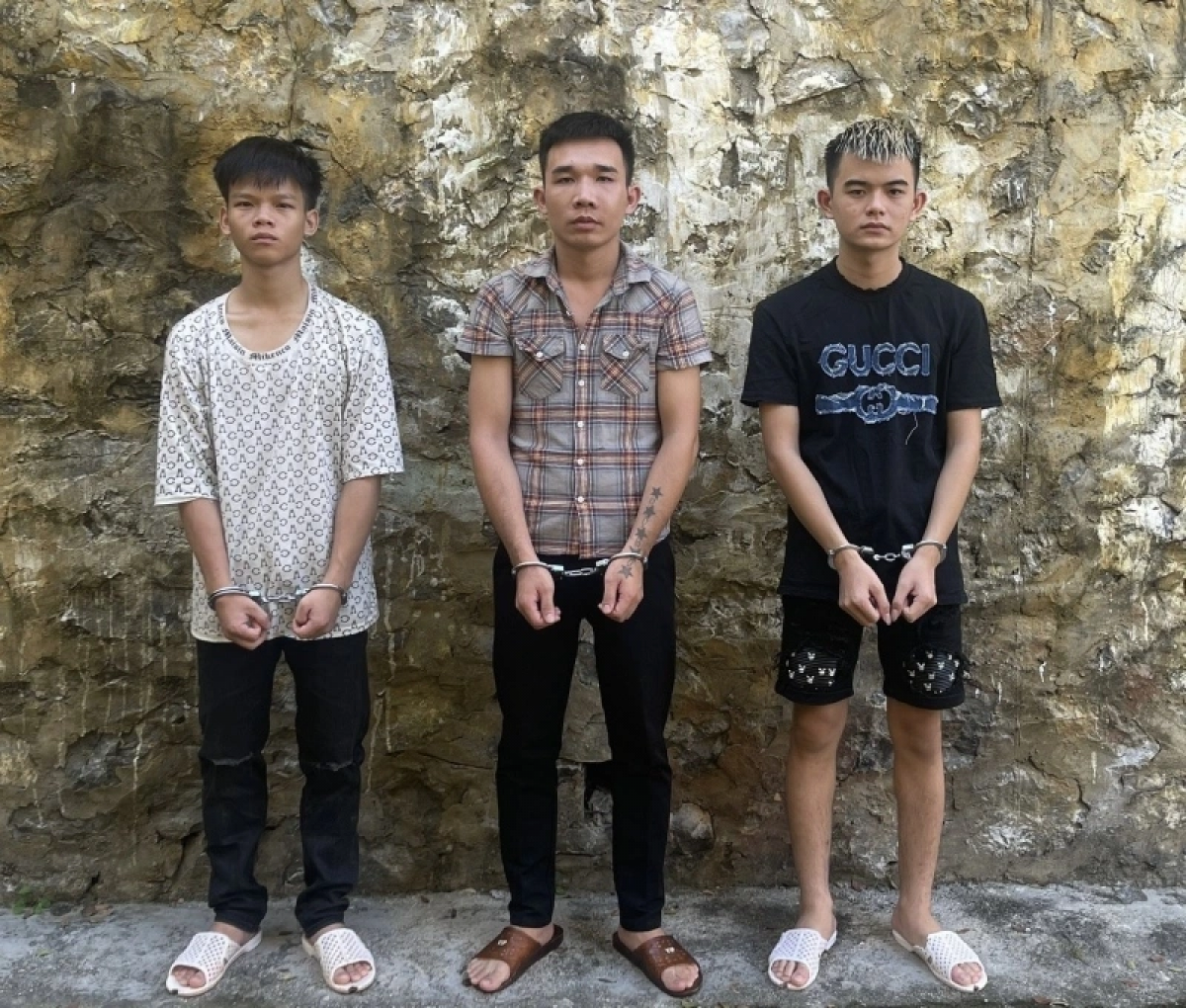 Dom urang Hoàng Văn Sơn, Nhàn Văn Dũng, Đồng Văn Mạnh pachot pagat 3 urang dara tapa Myanmar