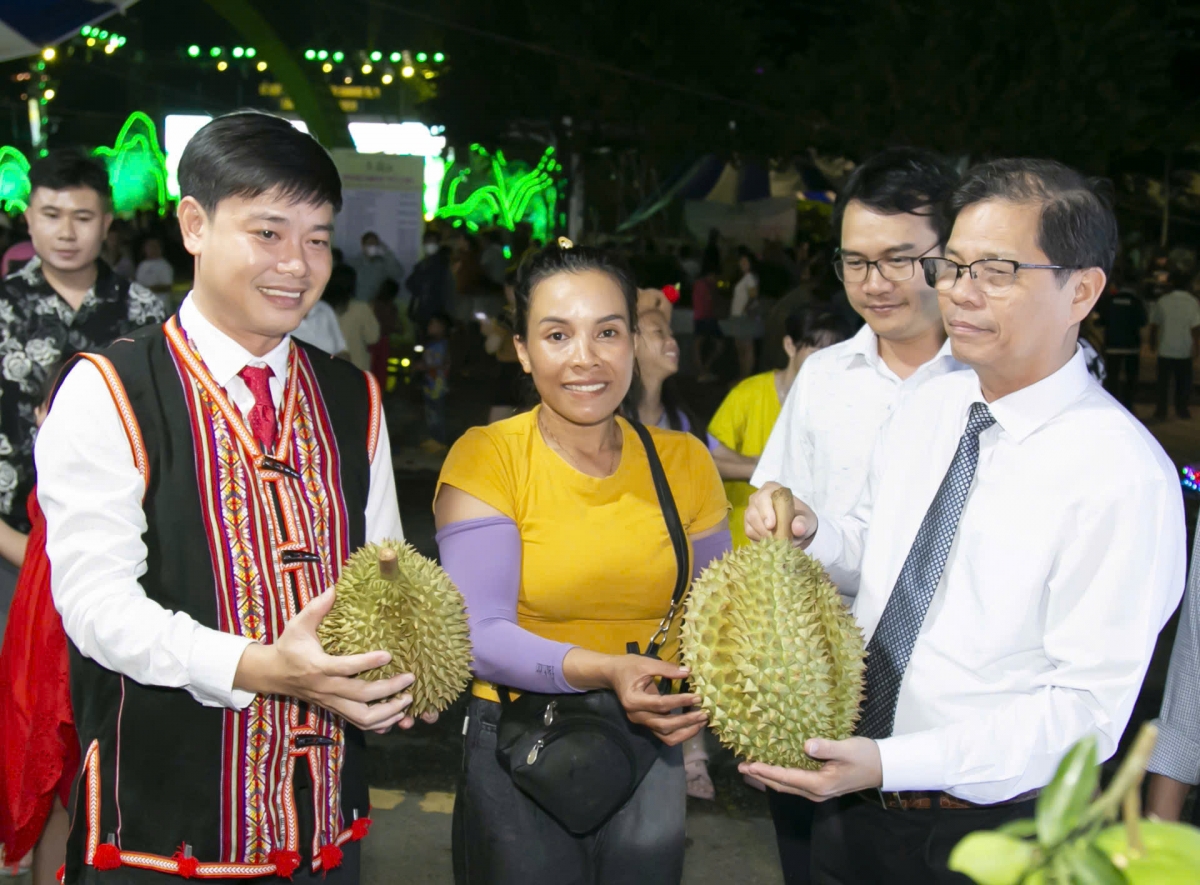 Sầu riêng tại miền núi Khánh Hòa đạt doanh thu cao