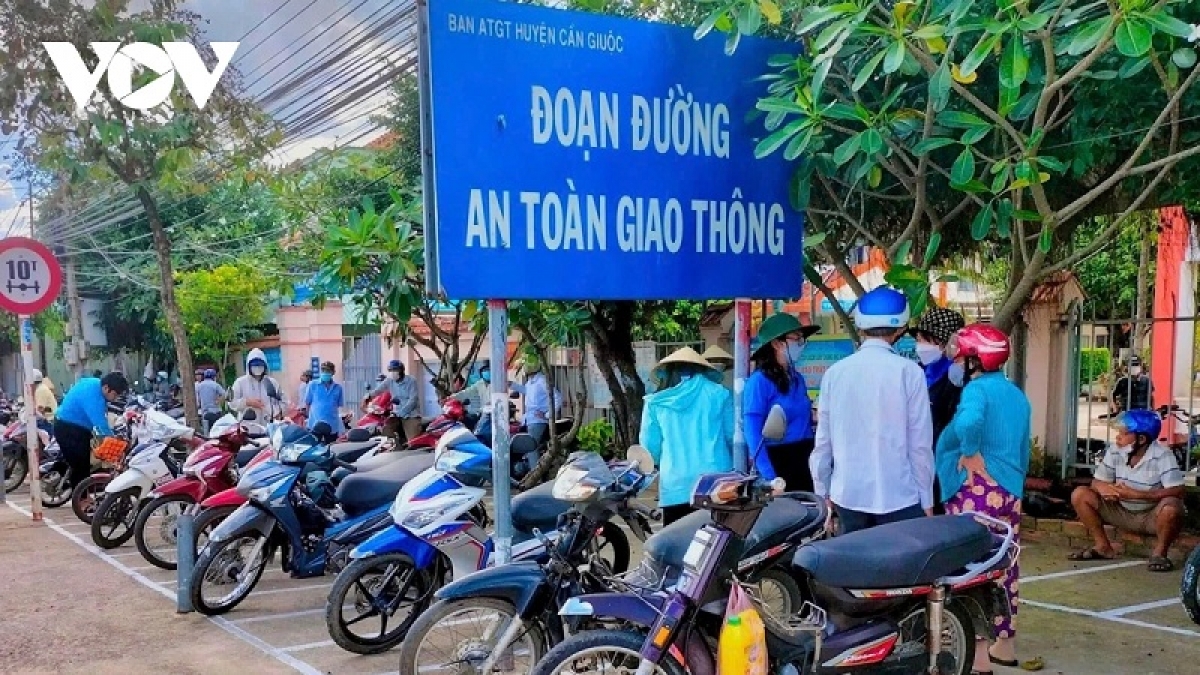 Long An peih ngak rilo jalan ngak brei salamat jalan mbak