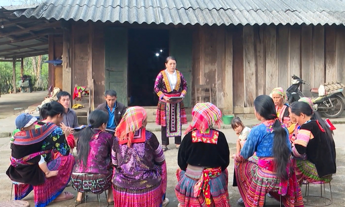 Nkoch trêng Luật tâm ban bu ur bu klô tât nkual yôk prêh Lai Châu