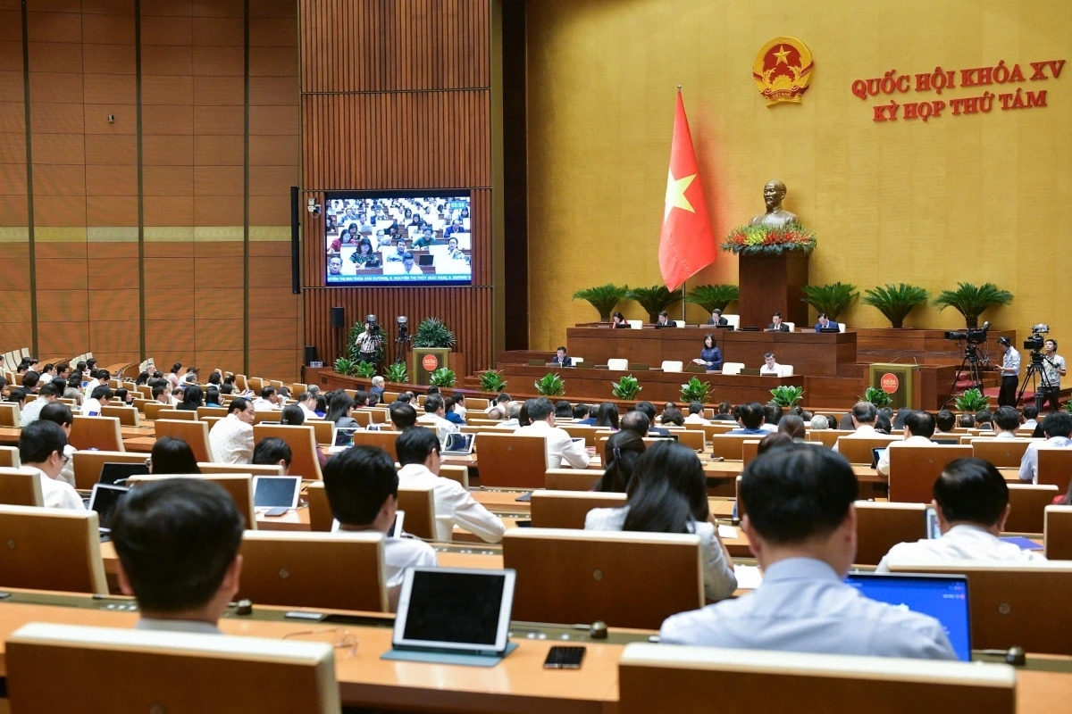 Quốc hội ôp nău mpeh trong kan dak si.