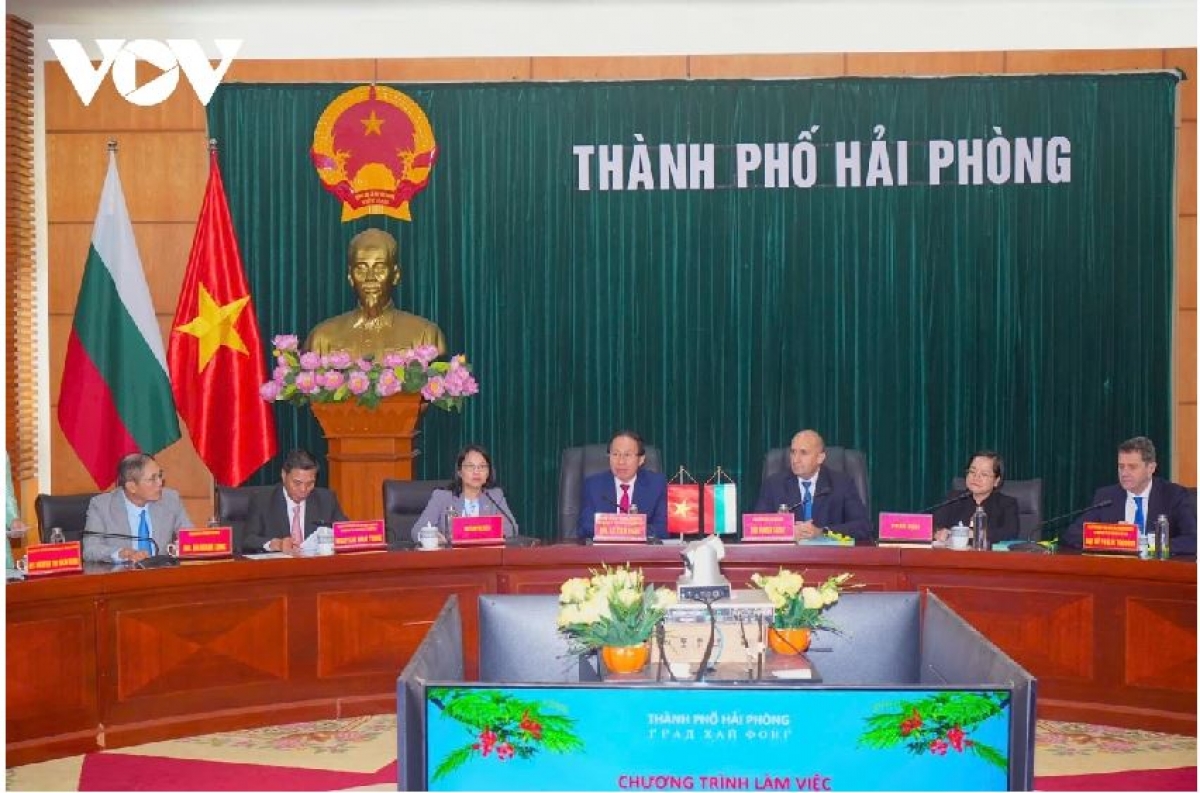 Tổng thống Bulgaria pah kan đah kruanh Hải Phòng
 