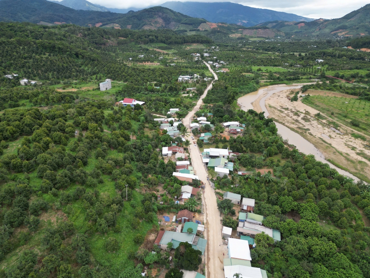 Hết năm 2024, huyện Khánh Sơn, tỉnh Khánh Hòa thoát khỏi huyện nghèo