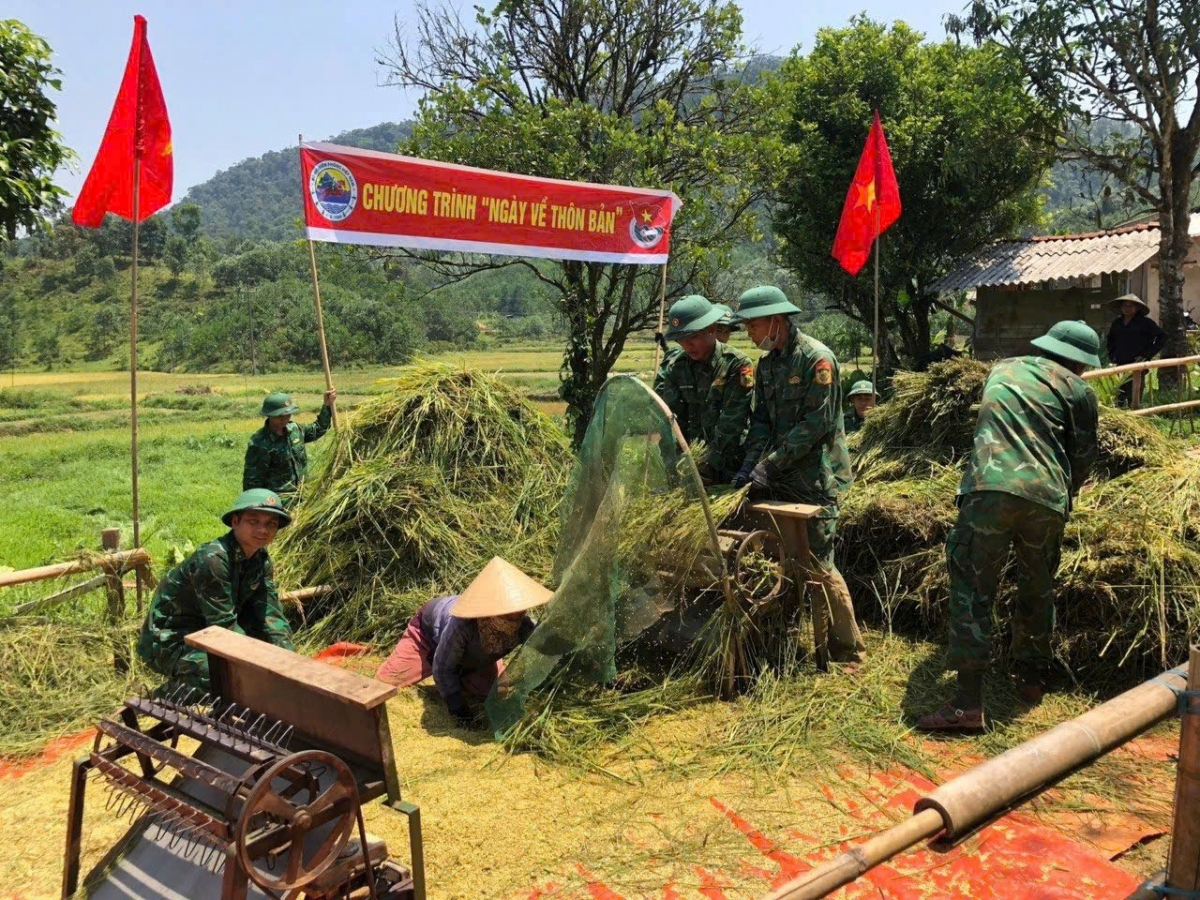 Chương tình Ngày thứ 7 về thôn bản