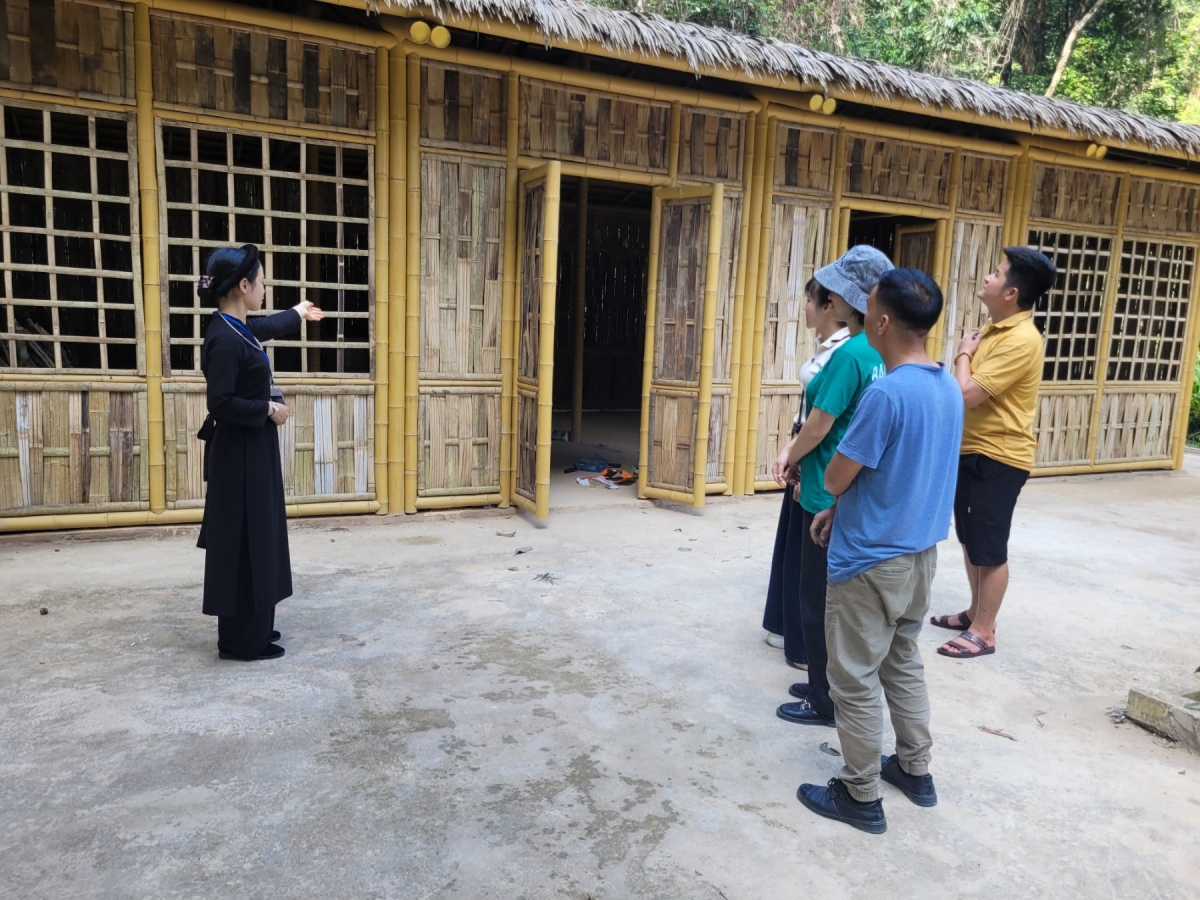 Kơpong hơpăm dêi 34 ngế lêng ki apoăng