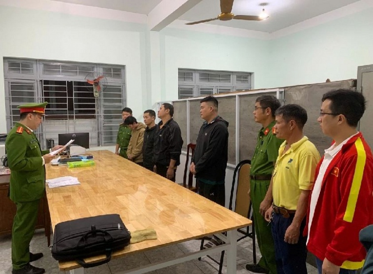 Pơxâu phak khu mơjiâng pro 2.099 tâ̆n hmŏng to tâm trếo pơkeăng 6 - Benzylaminopurine