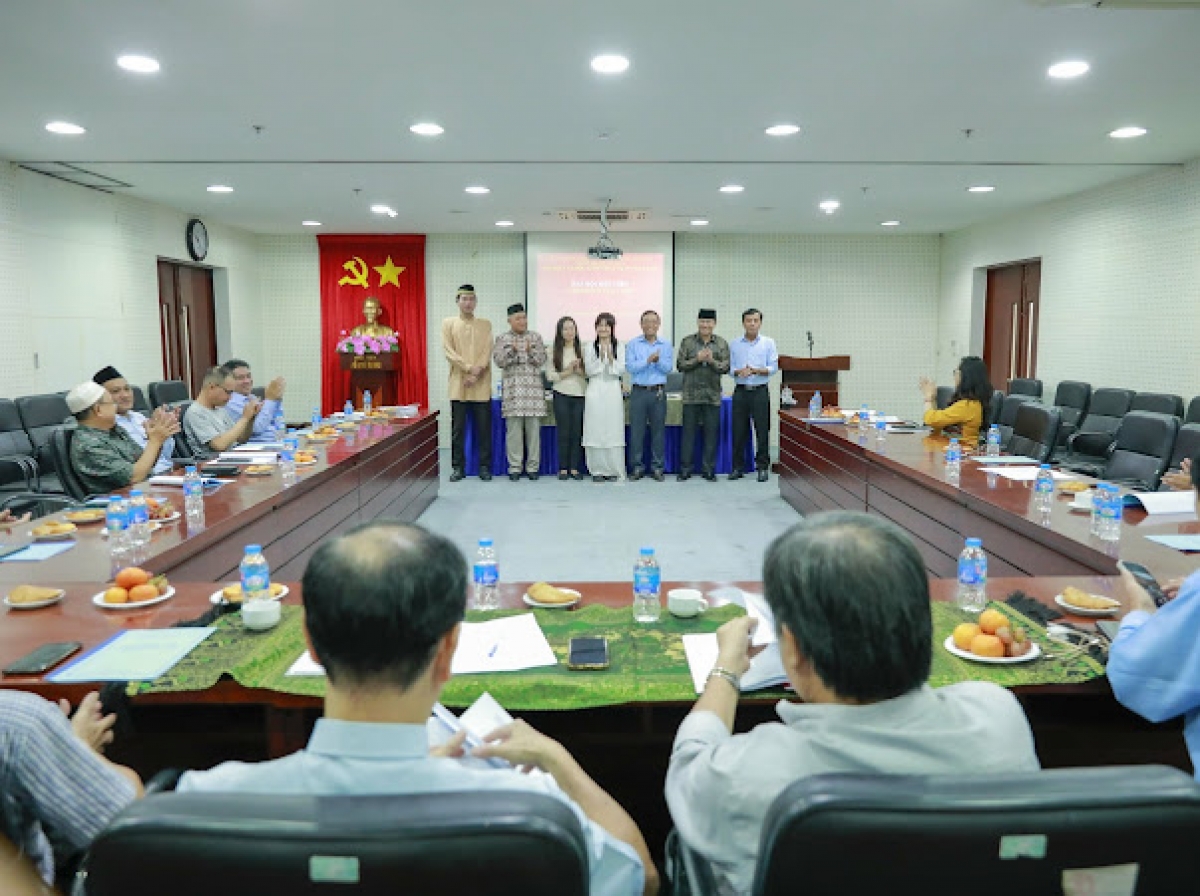 Mban Chap hanh bahrau di kapul