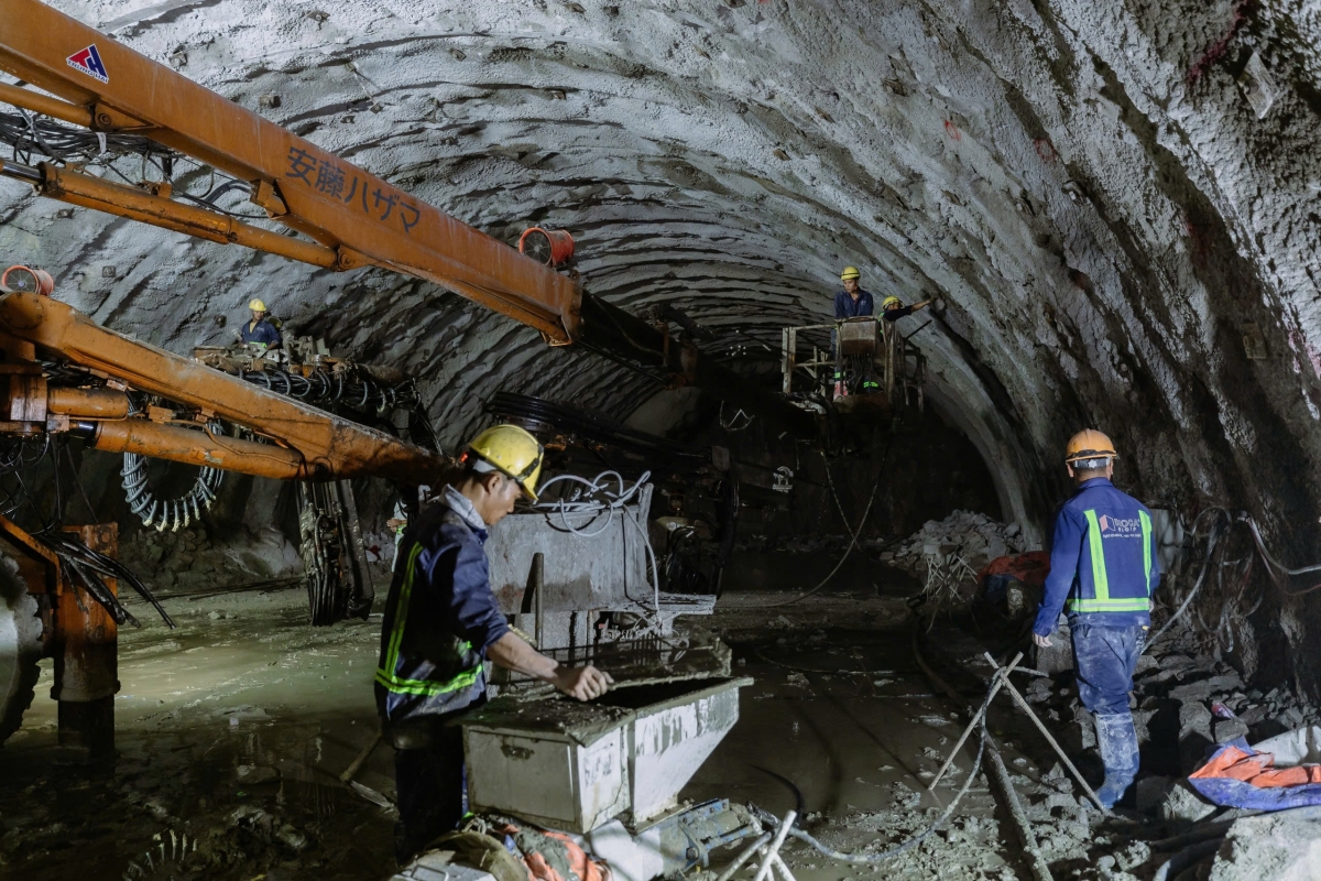 Kuàr bơnơm pờ gùng brong Phượng Hoàng- Gùng rơndeh lòt mhar Khánh Hoà - Buôn Ma Thuột