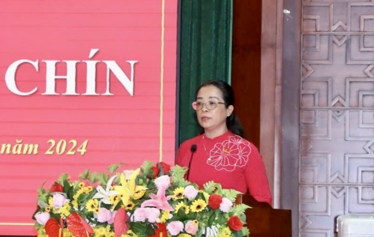 Khua Jơnum min pơ ala mơnuih ƀôn sang tơring čar Dak Lak yă Huỳnh Thị Chiến Hòa đĭ pơhiăp amăng mông jơnum