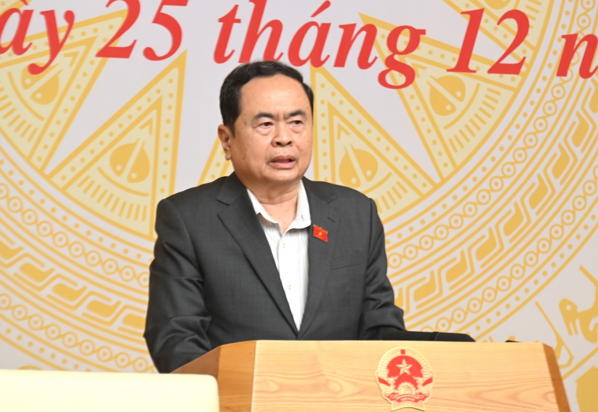 Khua git gai pơ ala mơnuih ƀôn sang dêh čar ơi Trần Thanh Mẫn đĭ pơhiăp amăng mông jơnum