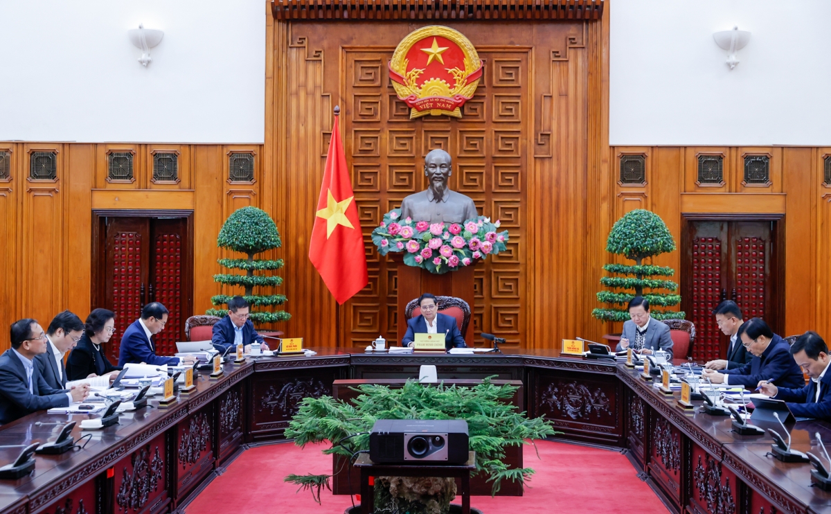 Thủ tướng ồng Phạm Minh Chính đơng lam pơrjum 