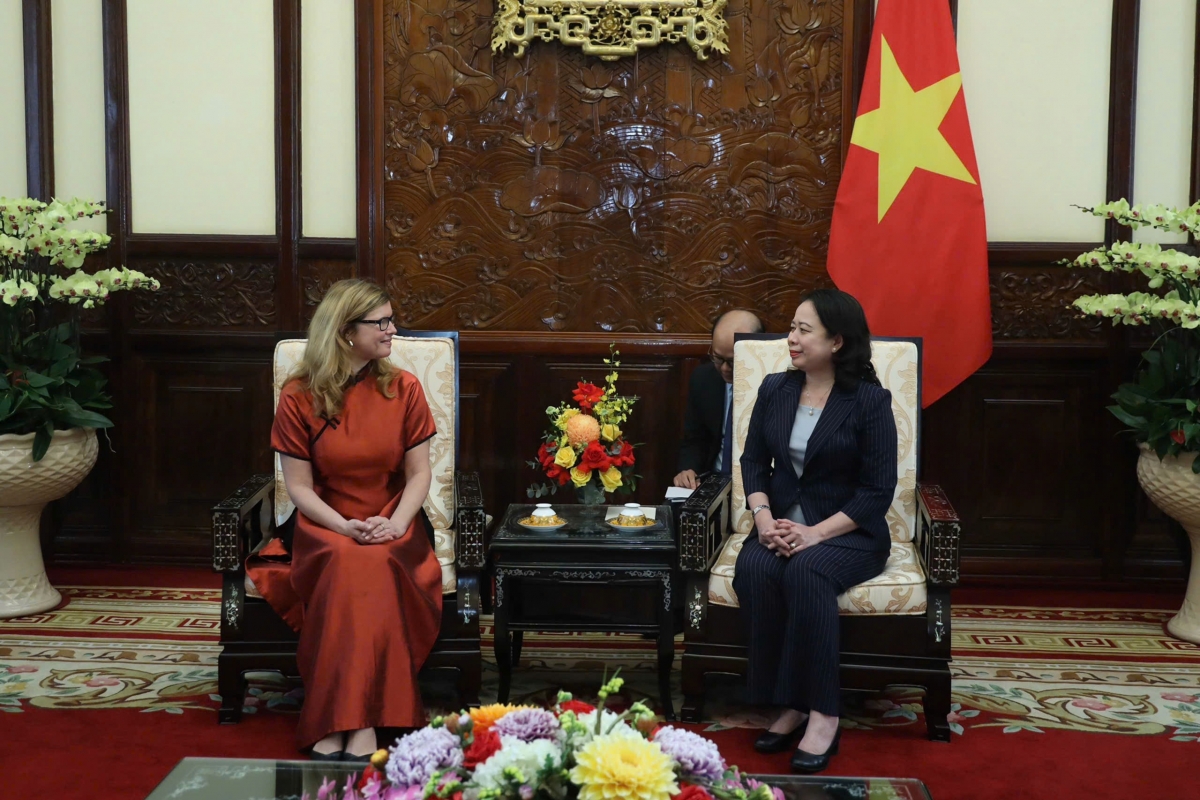 
Kơ iĕng Kơdră Teh đak Võ Thị Ánh Xuân sơng pơma dơnuh hăm Kơdră tang măt UNICEF tơ̆ Việt Nam