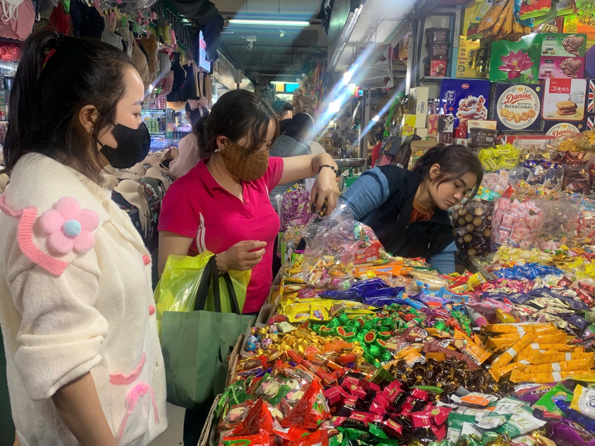 
Tơ̆ dôm kơchơ so, bơngai pơdro hlôi pơdă tĕch tơmam Têt hrôih ƀiơ̆