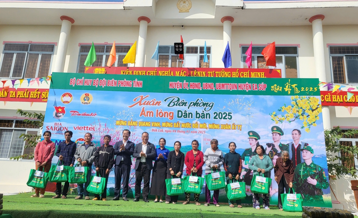 Mpồl ling sền gàr tiah nhàr lơgar càr Dăk Lăk jàu pà phan sa tềp ai làng bol tiah nhàr lơgar Ea Súp in