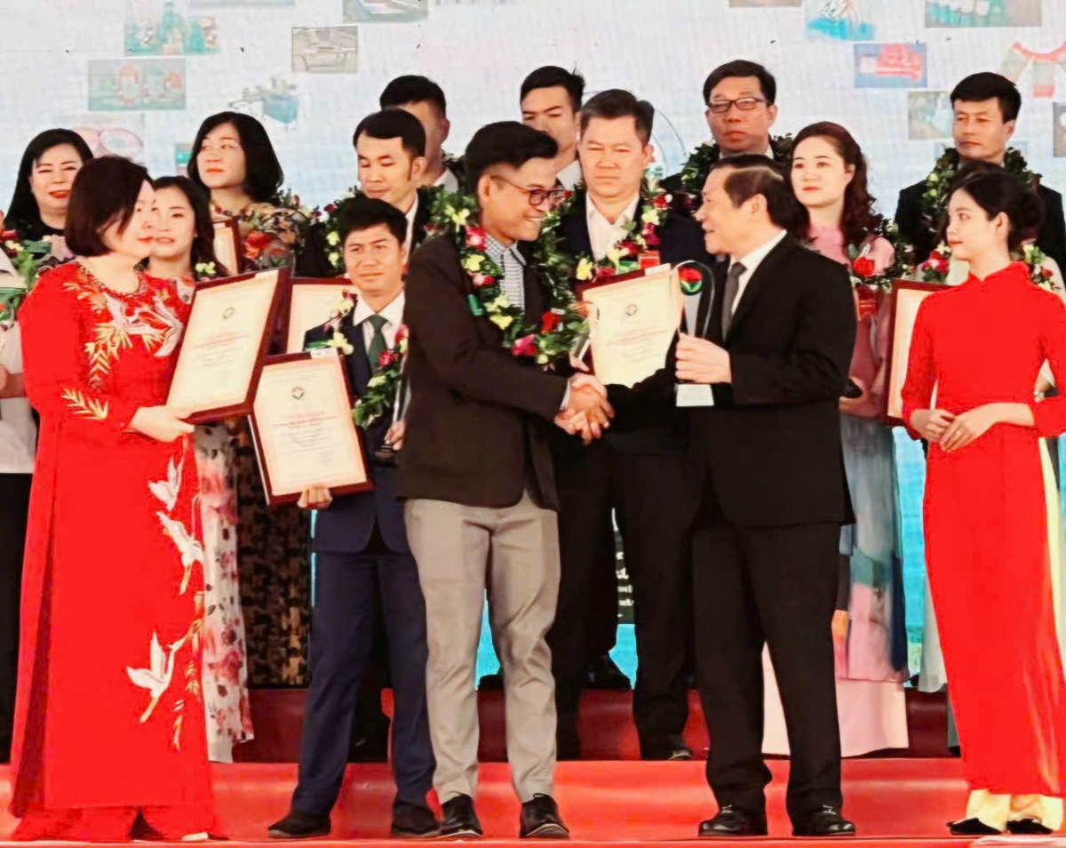 Y Pôt Niê amăng mông ngă lơphet tŭ yap “Kơphê phrâo plơi pla thâo” thun 2023