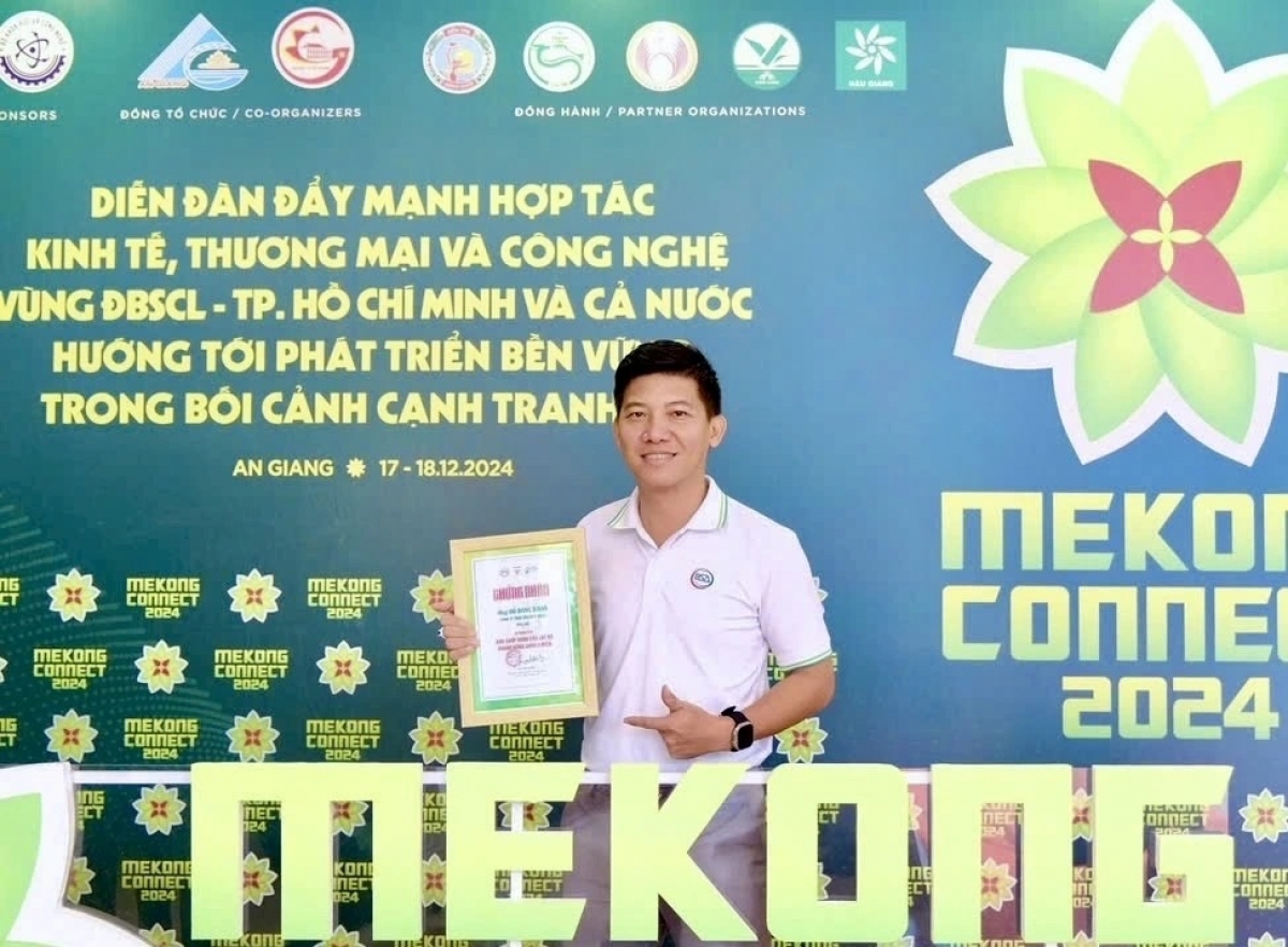 Đỗ Đăng Khoa ialah Founder dan haong CEO