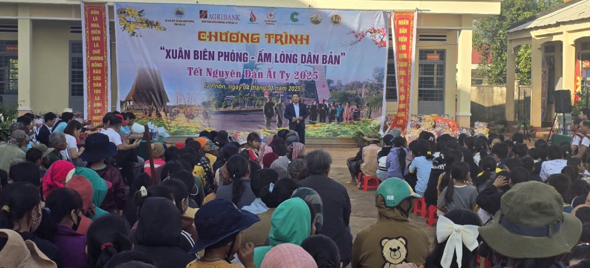 Tơdrong jang “Pơyan puih mak lĭnh tơring sơlam - Tơnŏ jơhngơ̆m kon pơlei” tơ̆ Đức Cơ