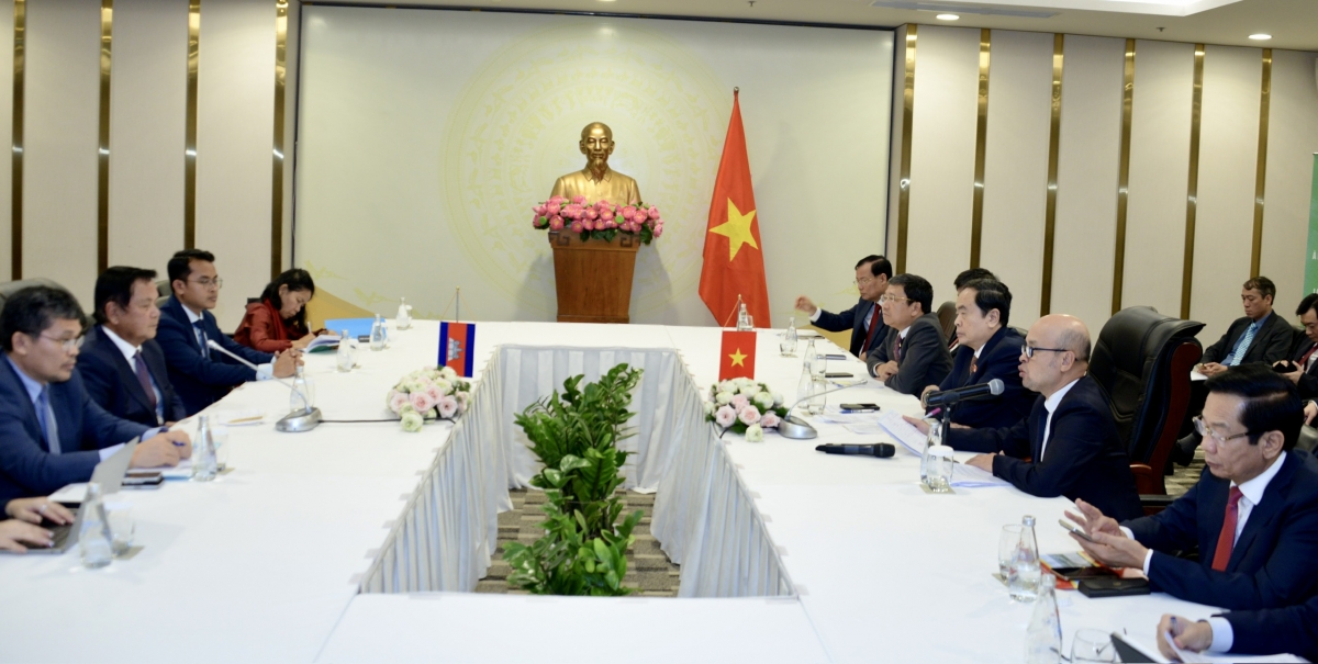 
Anih dơ̆ lơh broă              