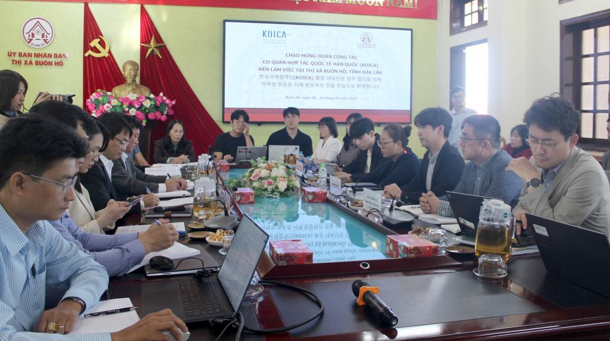 Khu râ kăn pêi cheăng dêi Hàn Quốc pêi cheăng ƀa pơlê kong krâm Ƀuôn Hồ, kong pơlê Dak Lak ‘na mâu tơdroăng xiâm tơdroăng tơkêa bro