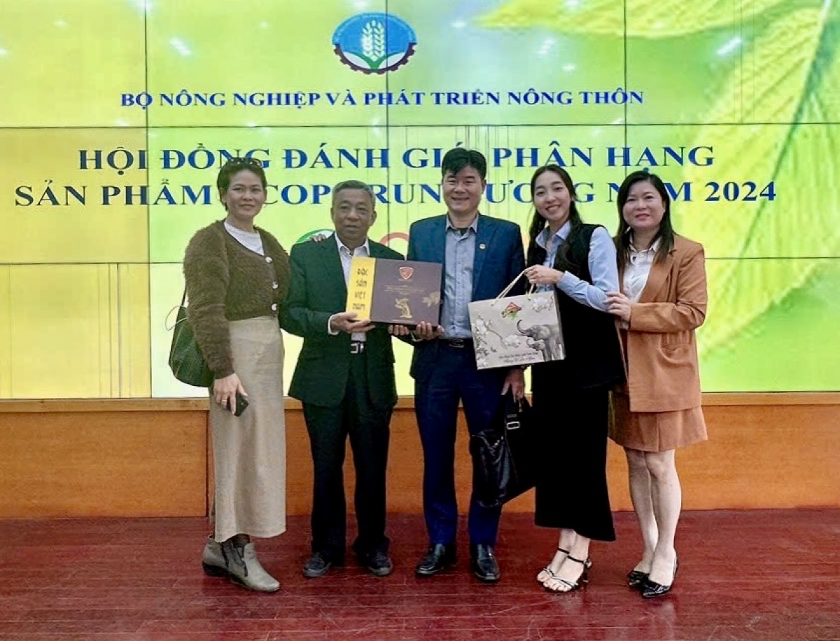 Ƀar tơmam drăm mă blŭng kơ Đak Lăk đei jơnei pơkăp OCOP 5 sao kơ teh đak