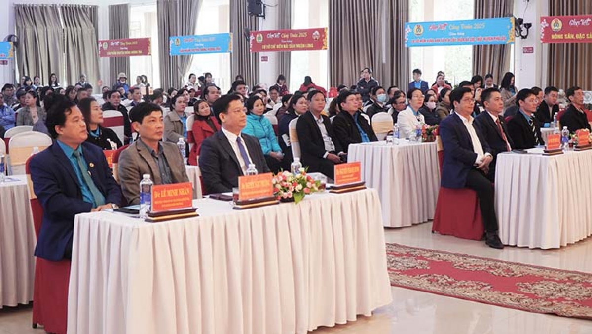 Các đại biểu tham dự tại chương trình