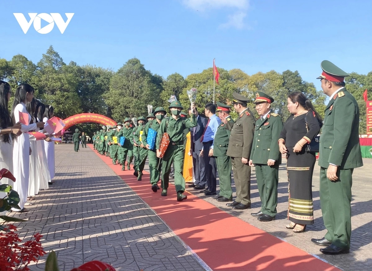 Ngai chờ lòt ling 