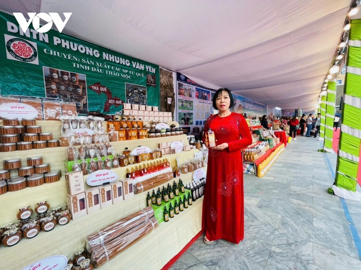 Định kỳ 2 năm một lần, Văn Yên tổ chức Lễ hội Quế để giới thiệu, quảng bá cây quế; tạo cơ hội cho người dân, doanh nghiệp mở rộng hợp tác.