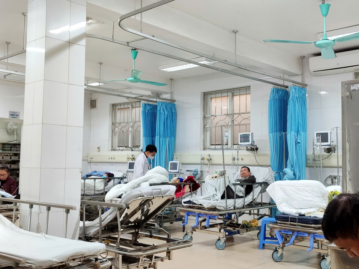 Những năm gần đây, Quảng Ninh đã đầu tư nguồn lực lớn để nâng cấp, xây mới các bệnh viện,
hình thành nhiều cơ sở y tế chuyên sâu, nâng cao công tác chăm sóc sức khỏe Nhân dân.
Ảnh: Vũ Thị Miền/VOV Đông Bắc