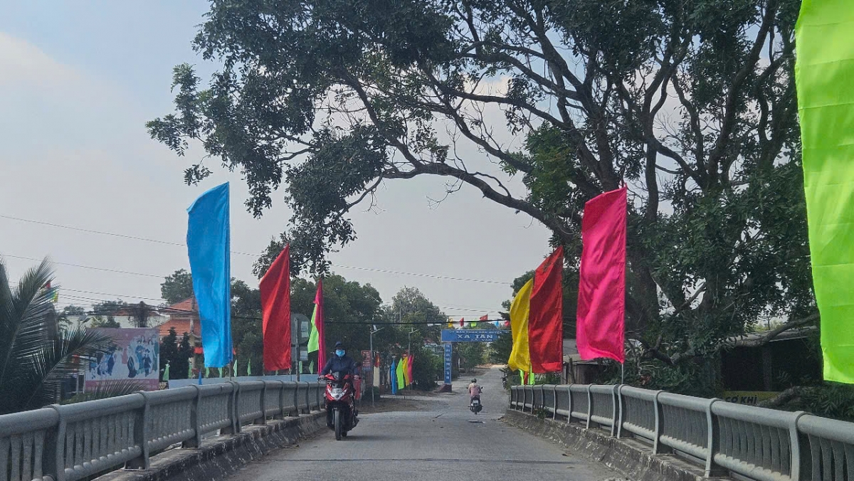 Nhiều tuyến đường cây cầu mới ở vùng biên Thạnh Hóa góp phần cải thiện chất lượng sống người dân vùng biên giới Long An