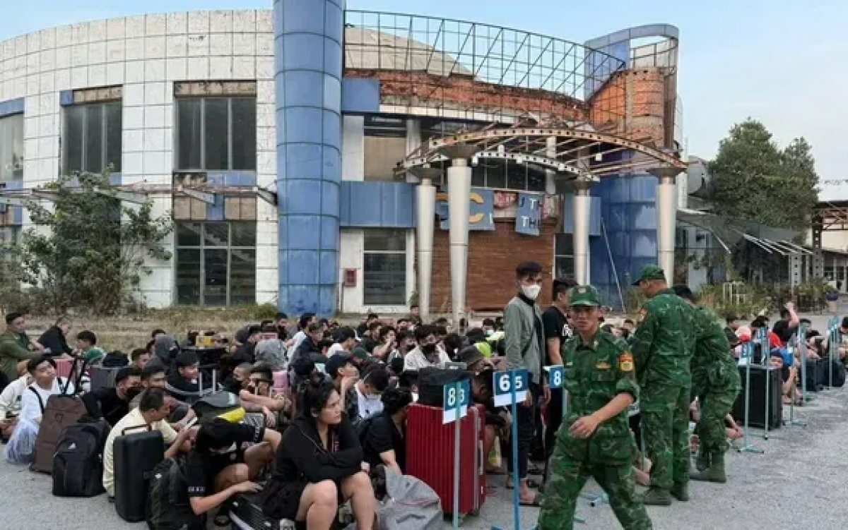 Tay Ninh taduan 177 urang meng Campuchia, rilo meng lac ngak dalam kongty pachot pagat