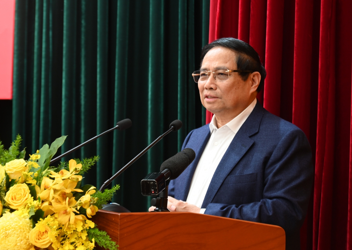               Khua dêh čar đĭ pơhiăp amăng mông jơnum