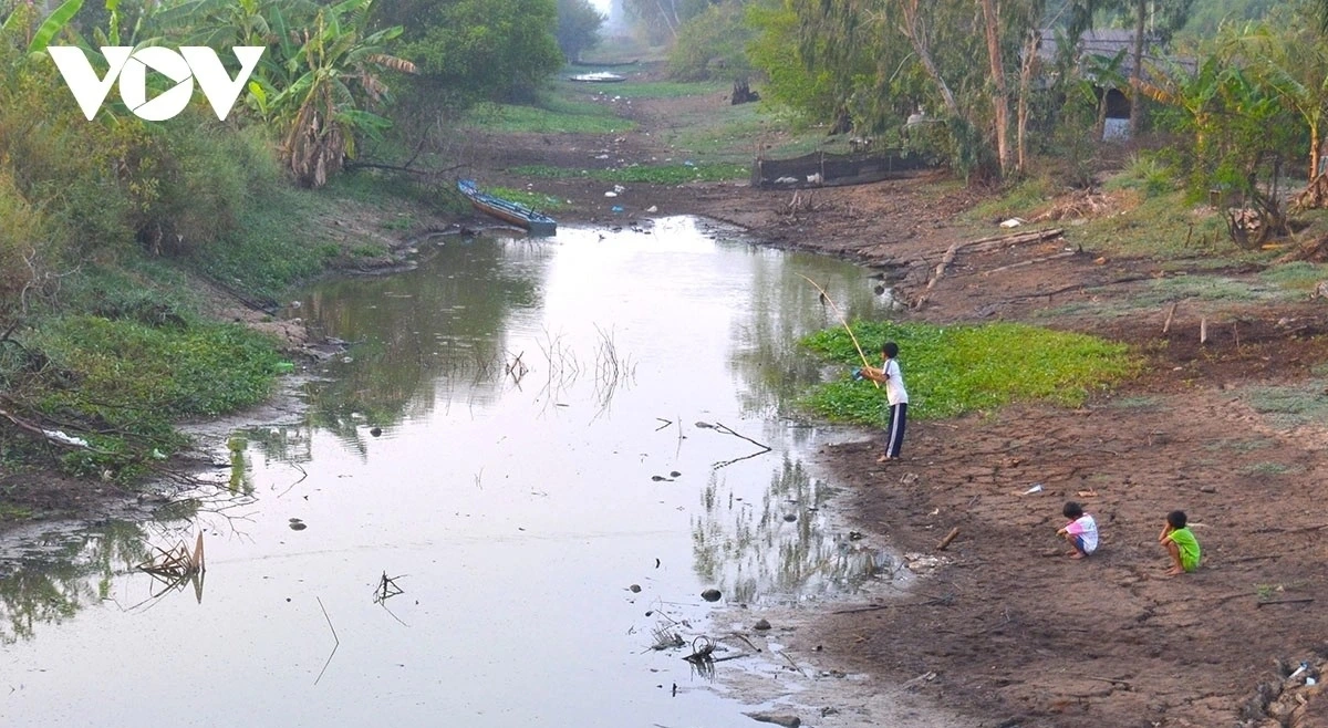 Mbang njom ia mbak tagok glaong abih dalam thun ini di Bhum taneran kraong Cuu Long meng harei 24.2
