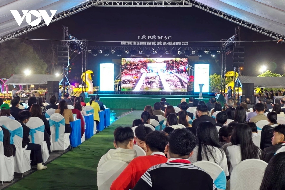 Quang cảnh lễ bế mạc.