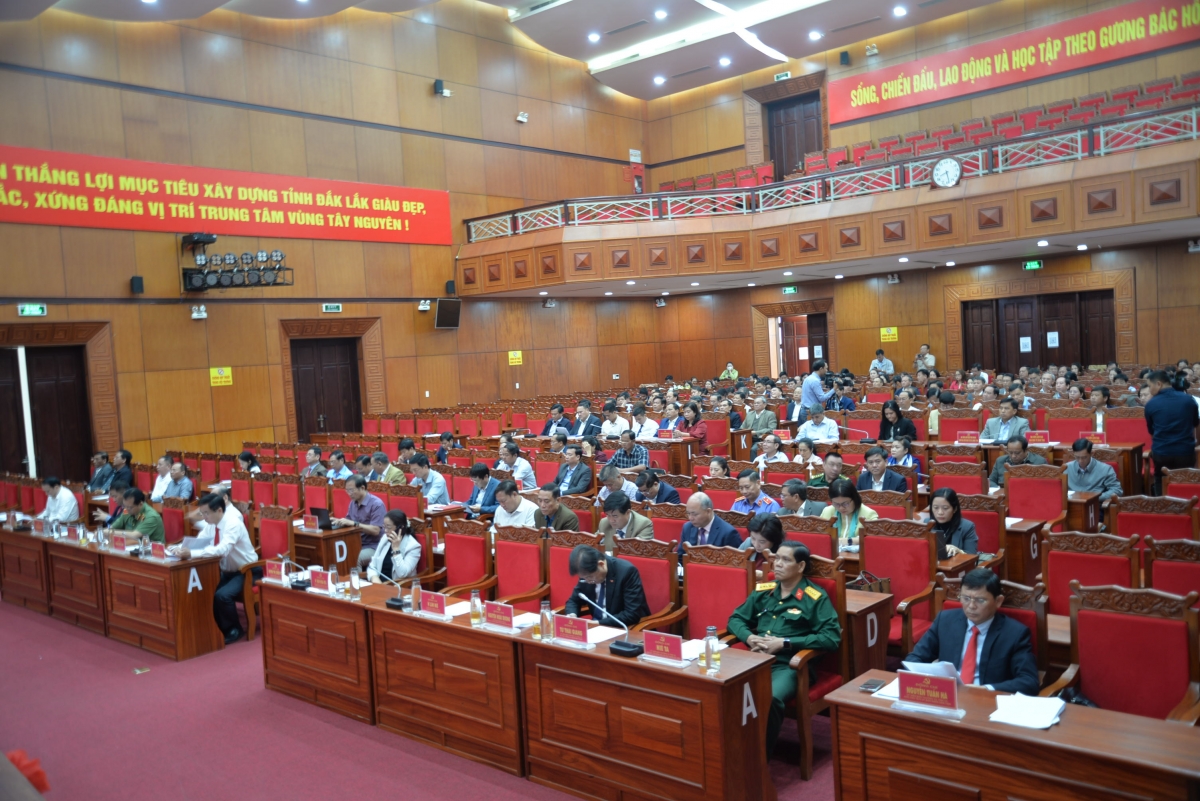 Dak Lăk lăi pơthâo Tơlơi pơsit pơphun anom bruă kơnuk kơna hăng mơnuih ngă khua tơdơi kơ dăp glăi