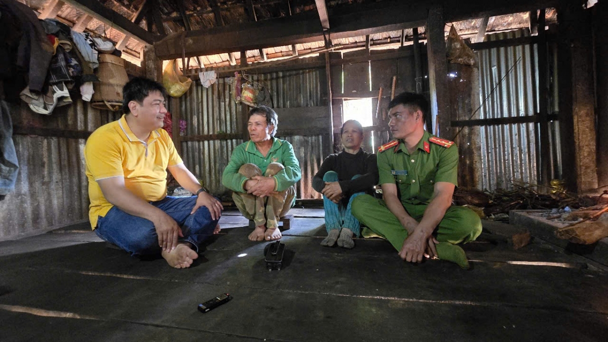 Ƀok Rơ Châm Byat oei tơ̆ pơlei Mrông Yố 1, tơring Ia Ka, apŭng Chư Păh, dêh char Gia Lai tơroi dơ̆ng dôm khei ‘năr bơ̆h ƀơm kiơ̆ khul kơnê̆ chă pơhlŭ pơdôr pơm tơdrong glăi.