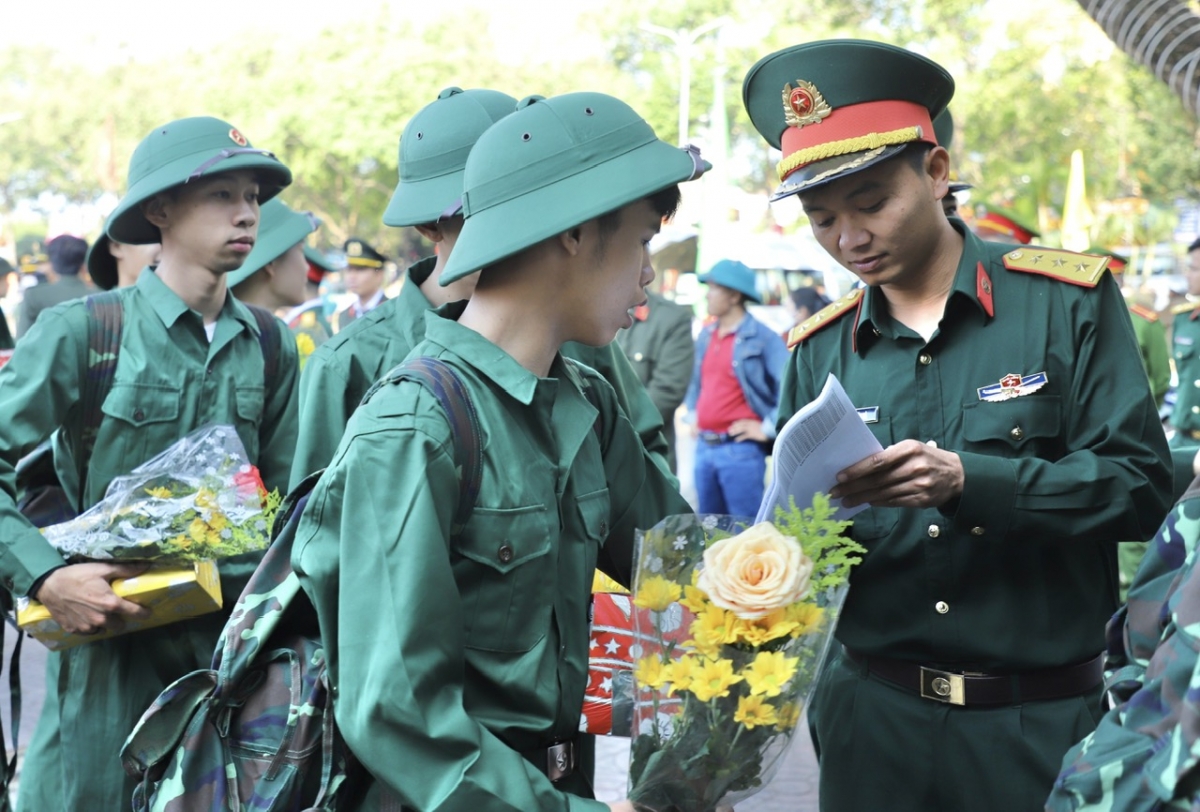 Nam do càr Dăk Lăk geh 3 rơbô 036 nă cau ling pa lòt ling