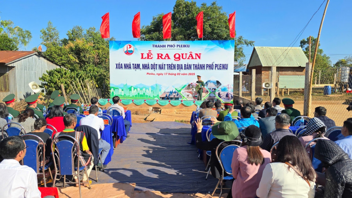 Pơlê kong kơdrâm Pleiku lo pêi cheăng tah lôi hngêi pơtân, hngêi xi kơchoh a cheăm Gào