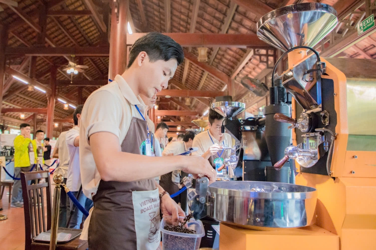 Hneăng tơ’noăng cho rôh vâ mâu ngế kơ-óu kơphế ai rôh châ mơhno ki rơkê dêi tơná