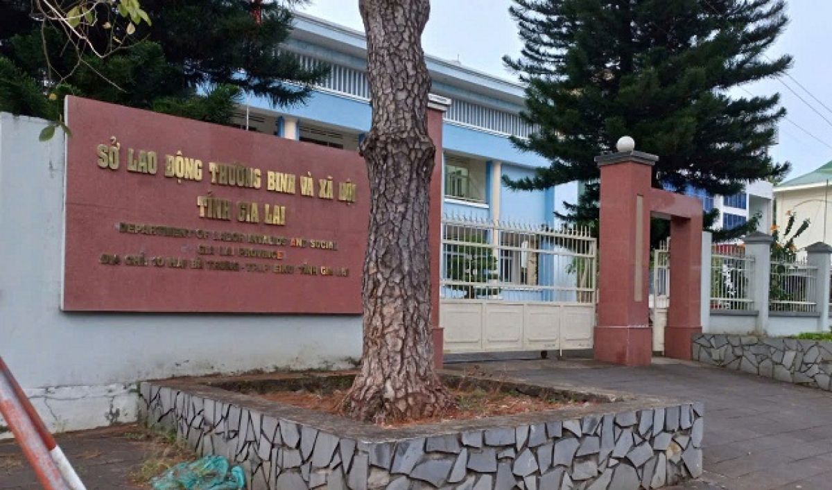 Tíu pêi cheăng ngăn mơngế pêi cheăng - Mố đô̆i tro rong ƀă rêh ối pơlê pơla châ pơkâ thế tah lôi