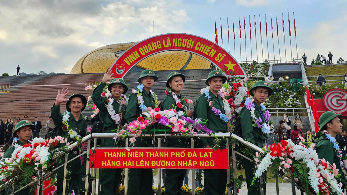 Cau ling pa càr Lâmn Đồng ñhăp ñhar lòt ling 