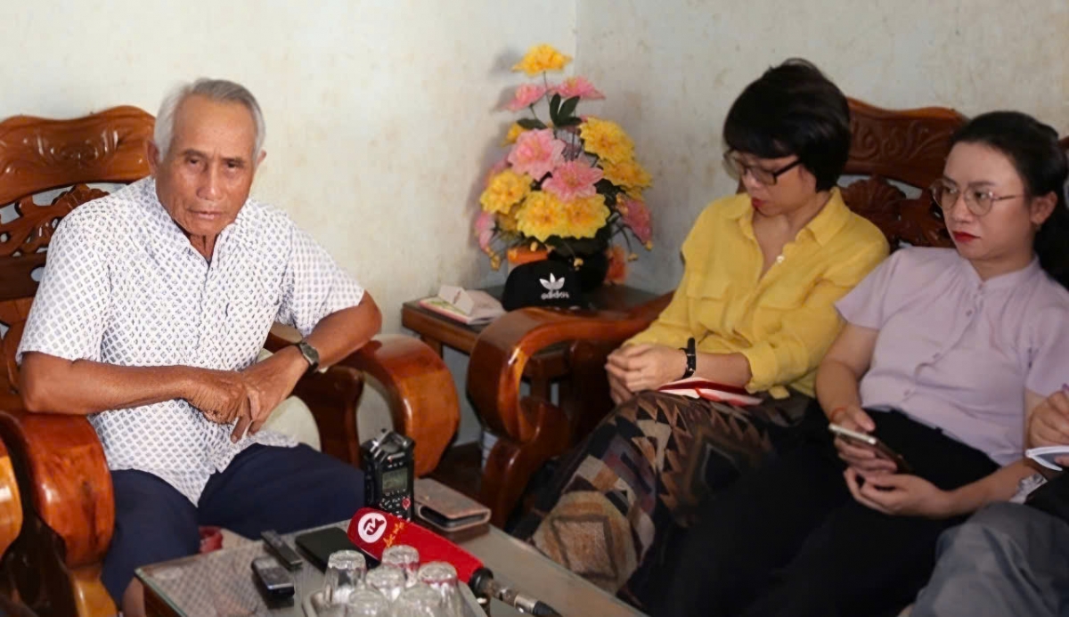 Y Bome plơi Ring Rai, să Hà Bầu dŏ amăng sang mơnă 12 thun yua tơlơi soh hmư̆ hiăp arăng plư ngă pơrung pơrăng jơlan hơdră gum pơgôp djuai ania dêh čar