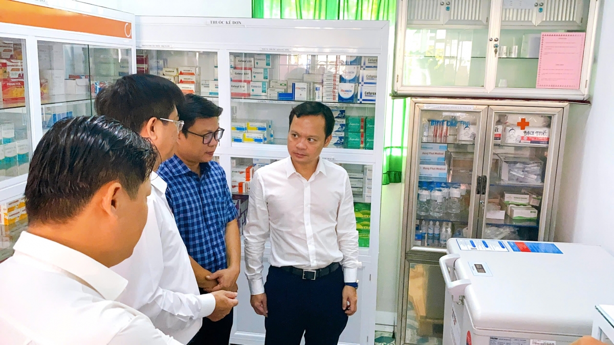 Ngành y tế TP. Cần Thơ đã khai trương 3 phòng khám bác sĩ gia đình tại Trạm Y tế phường Thường Thạnh (quận Cái Răng), Trạm Y tế phường Thuận Hưng (quận Thốt Nốt) và Trạm Y tế xã Thạnh Tiến (huyện Vĩnh Thạnh). Đây là mô hình sẽ nhân rộng trong hệ thống y tế cơ sở tại địa phương thời gian tới.