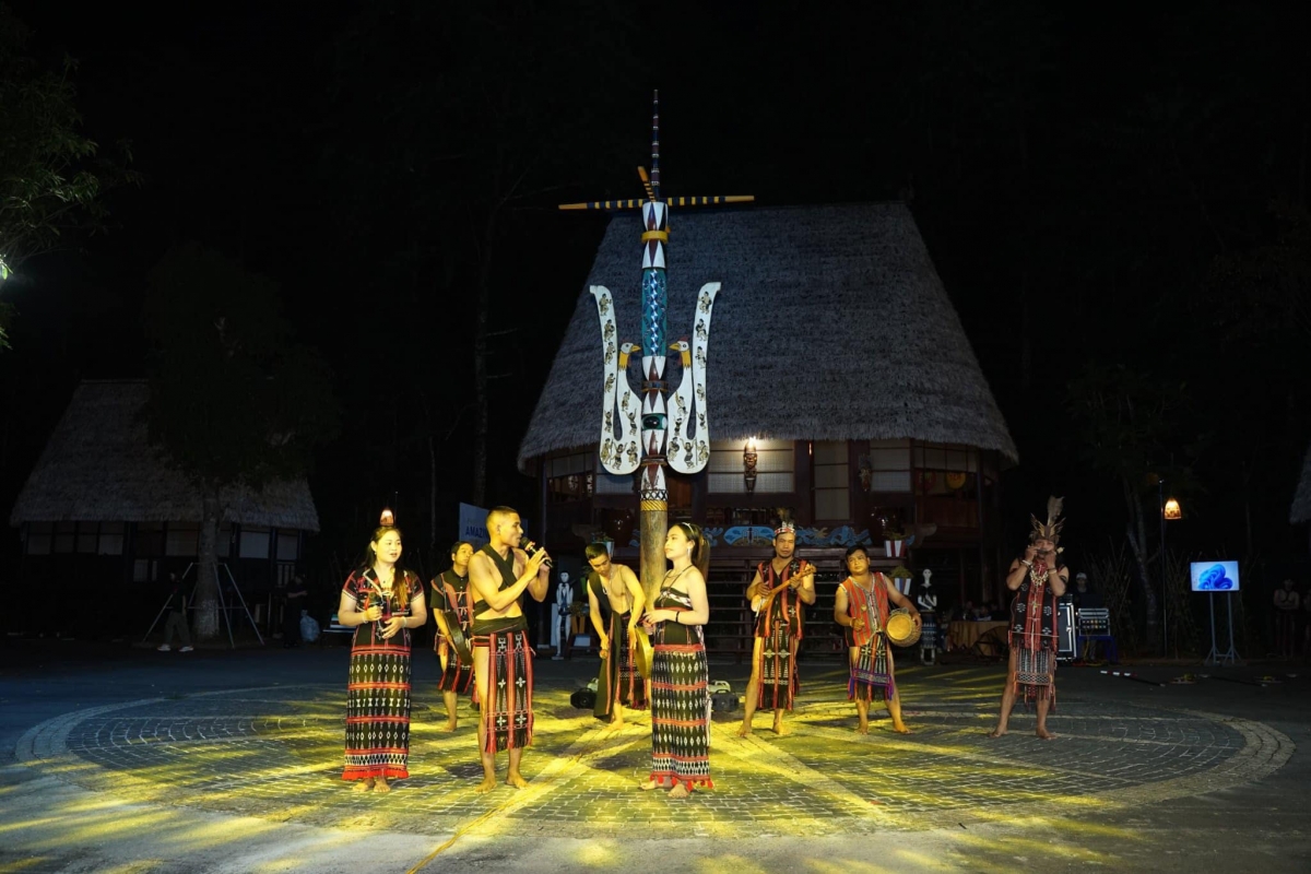 Ală cau chài Cơ Tu lơh ai cau in sền