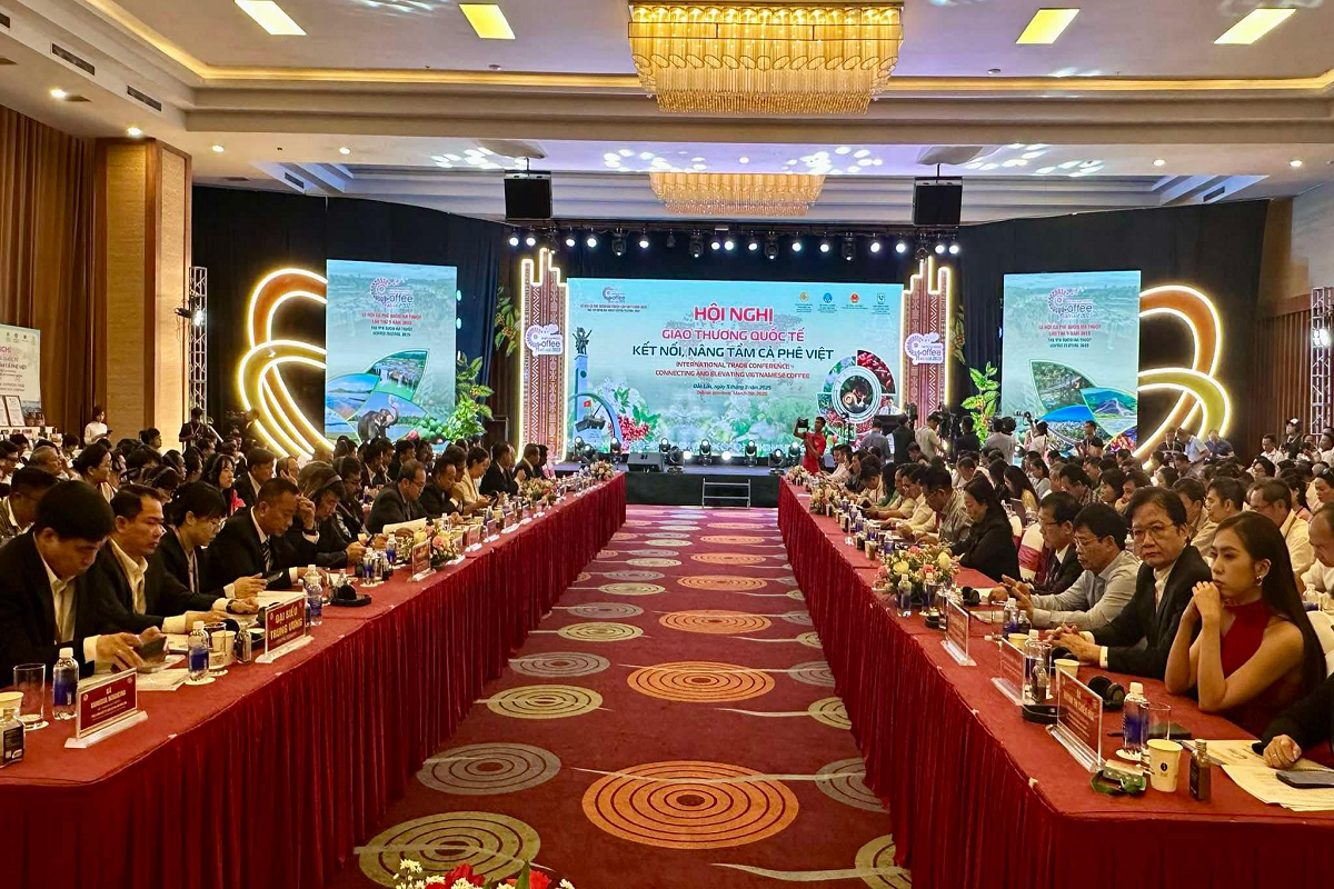 Rơbêh 700 čô khua pơ ala, amăng anun lu khua mua rai mơ̆ng jar kmar jơnum hrŏm