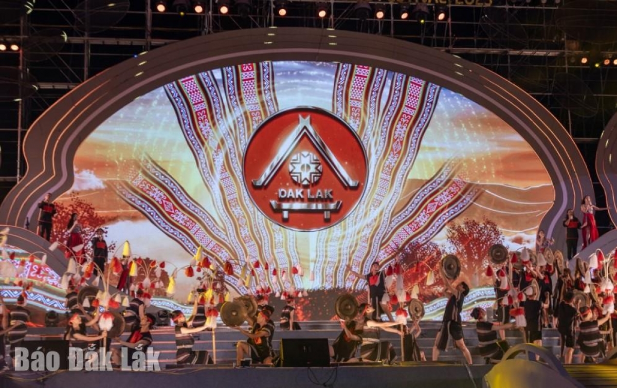 Broă lơh Sơnđờm Lơh chờ Kơphê Buôn Ma Thuột dơ̆ 09 nam 2025 hơ pơrgon rơ̆p cèng tus cau sền in ală jơnau yal bềng bơta ngoh rơngăc- Ƀăo Dăk Lăk